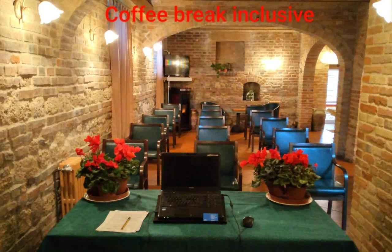 Hotel B&B Resort Fonte La Castellana Sarnano Eksteriør bilde