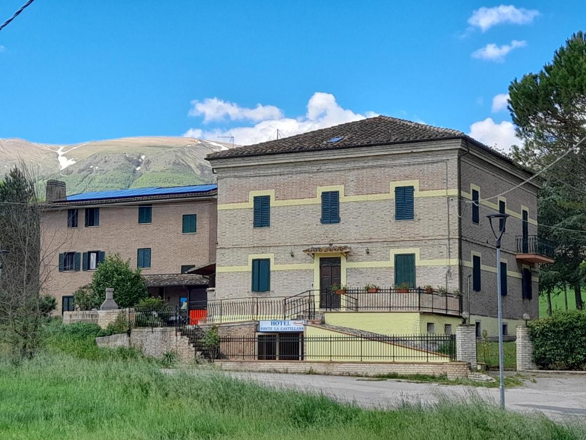 Hotel B&B Resort Fonte La Castellana Sarnano Eksteriør bilde
