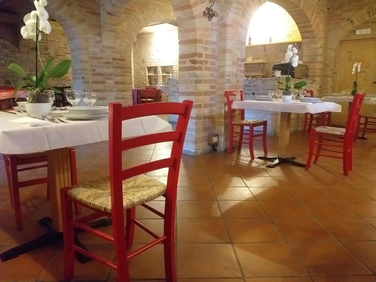 Hotel B&B Resort Fonte La Castellana Sarnano Eksteriør bilde