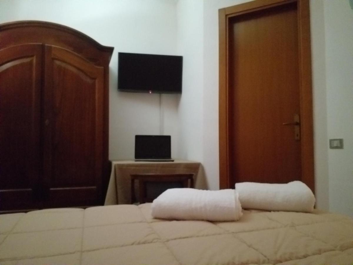 Hotel B&B Resort Fonte La Castellana Sarnano Eksteriør bilde
